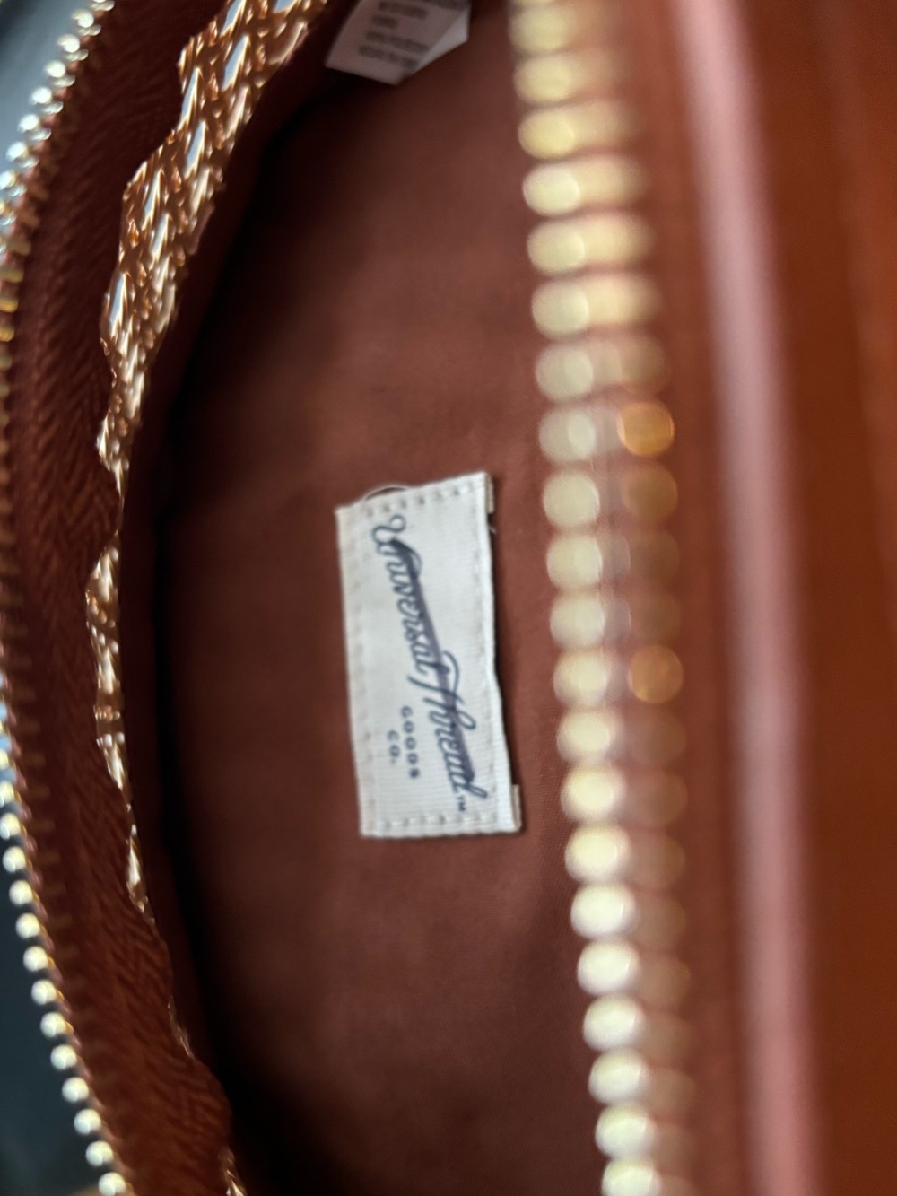 Universal Thread Brown Leather and Woven Cream Crossbody Belt Bag - Picture 5 of 7